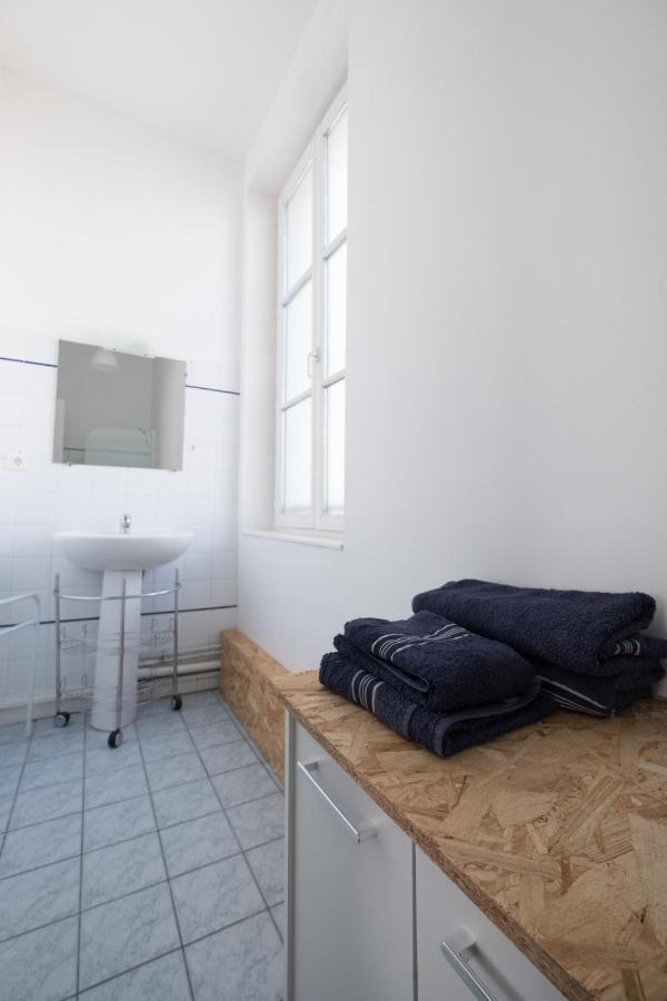 St Cyr Logement Lumineux Dans Coeur De Ville & Wifi Boulogne-sur-Mer Eksteriør billede