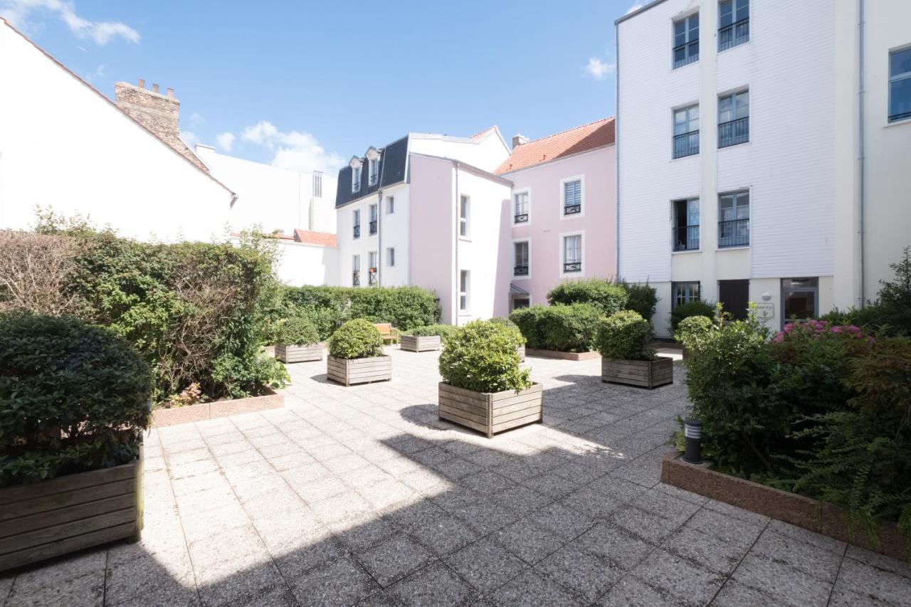 St Cyr Logement Lumineux Dans Coeur De Ville & Wifi Boulogne-sur-Mer Eksteriør billede